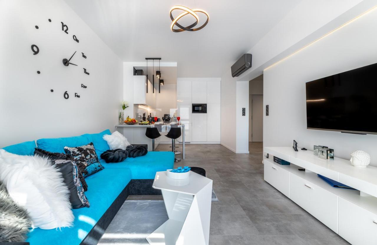 Leo Apartament Delux Устшики-Дольне Экстерьер фото