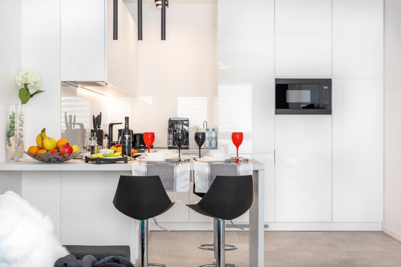 Leo Apartament Delux Устшики-Дольне Экстерьер фото