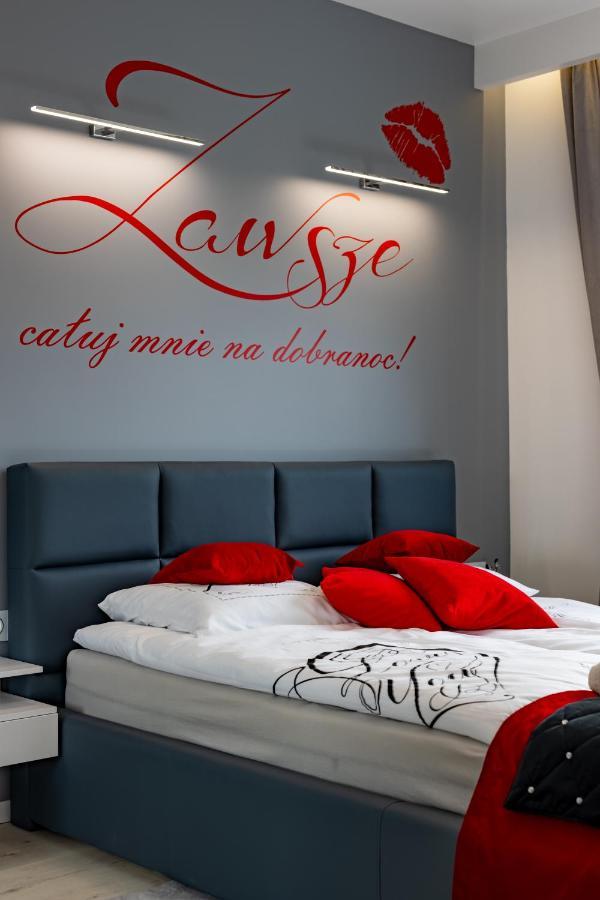 Leo Apartament Delux Устшики-Дольне Экстерьер фото
